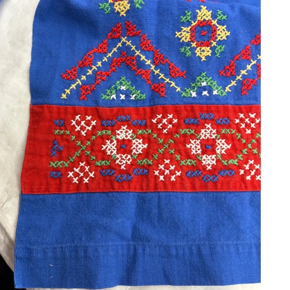 Vintage Blue Embroidered Apron Folk Art Cross Stitch Cotton Pocket Cottagecore